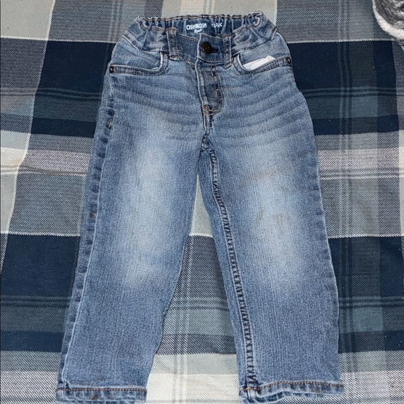 Kids OshKosh B’gosh Jeans - Picture 5 of 7
